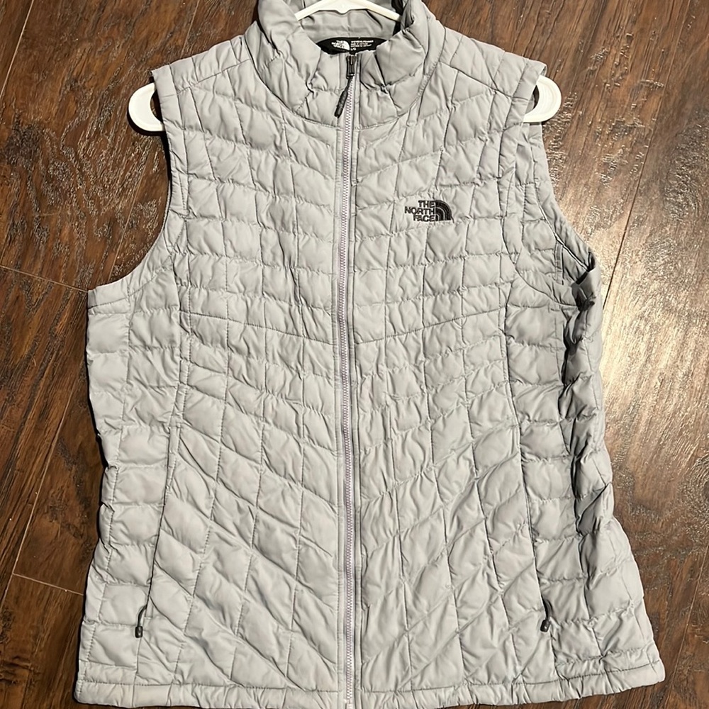 Womens North Face vest